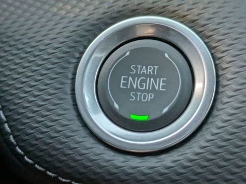 New 2026 Chevrolet Equinox LT w/ Convenience Package II image 30