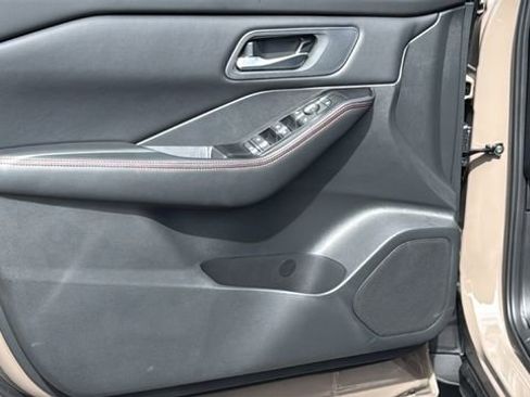 New 2026 Nissan Rogue SV AWD/4WD image 23