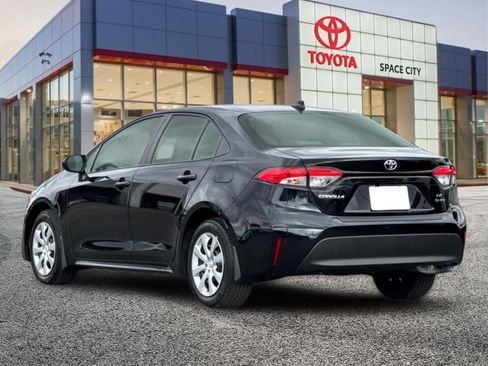 New 2026 Toyota Corolla LE FWD image 4