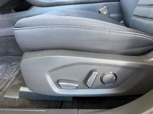 Used 2015 Ford Fusion SE FWD image 19