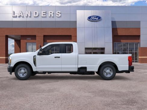 New 2026 Ford F250 XL w/ XL Driver Assist Package RWD image 3