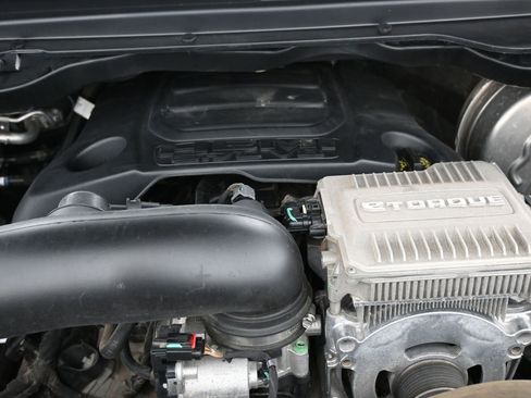 Used 2023 RAM 1500 Laramie image 37