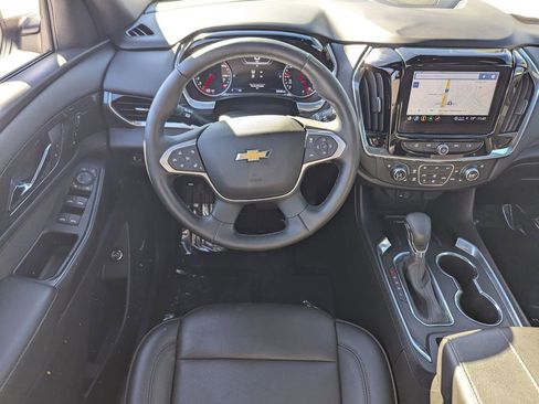 Used 2023 Chevrolet Traverse High Country image 25