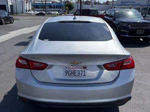 Used 2018 Chevrolet Malibu LT image 4