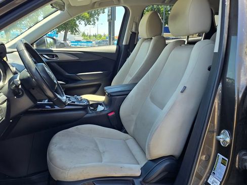Used 2018 MAZDA CX-9 Sport FWD image 8