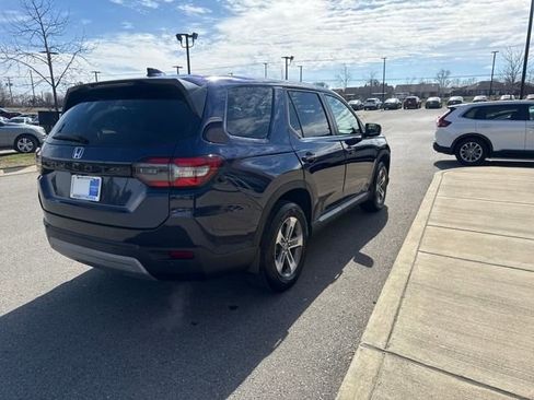 Used 2023 Honda Pilot EX-L image 4