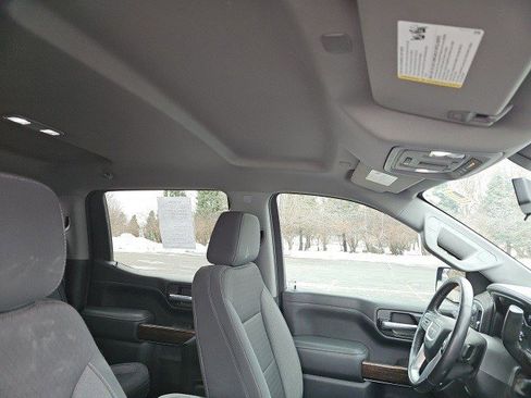 Used 2021 GMC Sierra 1500 Elevation w/ Preferred Package image 14