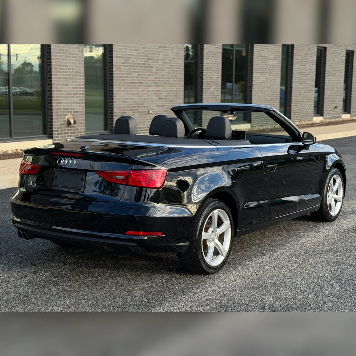 Used 2015 Audi A3 1.8T Premium w/ Audi MMI Navigation Plus FWD image 2