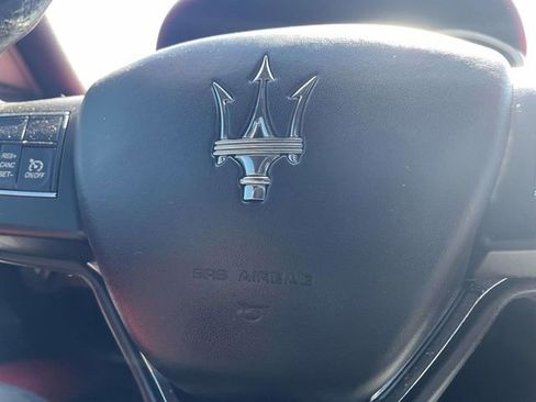 Used 2018 Maserati Ghibli image 31