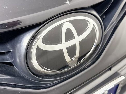 Used 2023 Toyota Camry XLE w/ Navigation Package image 36