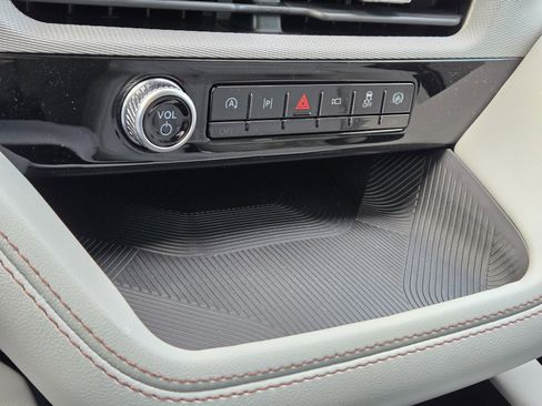 New 2026 Ford Explorer Active RWD image 31