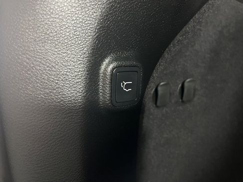 Used 2021 Jeep Cherokee Limited w/ Elite Package image 44