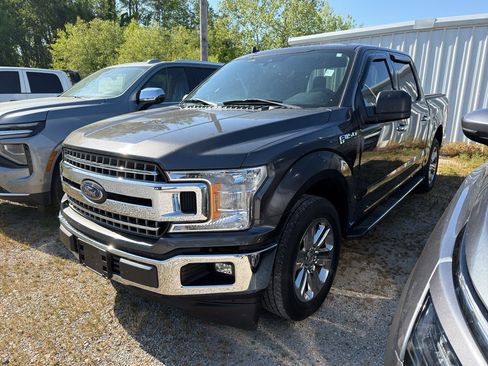 Used 2020 Ford F150 XLT w/ Equipment Group 301A Mid image 1