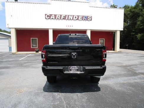 Used 2022 RAM 2500 Laramie w/ Night Edition AWD/4WD image 3