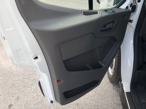 New 2026 Ford Transit 250 148 Medium Roof w/ Load Area Protection Package image 11