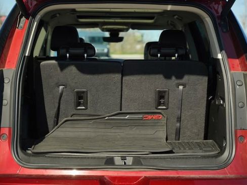 Used 2021 GMC Acadia Denali w/ Denali Ultimate Package image 20