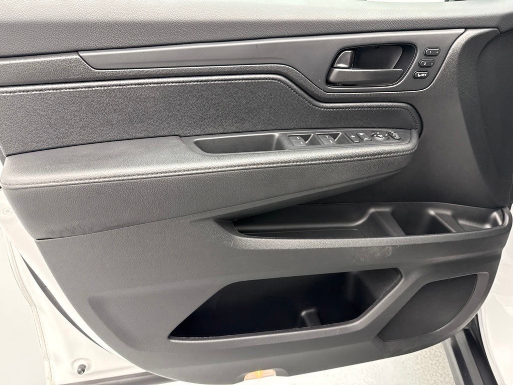 Used 2024 Honda Odyssey EX-L image 18