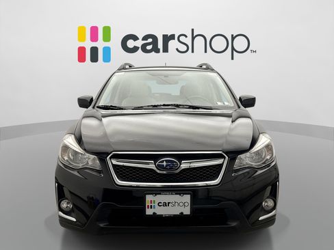 Used 2016 Subaru Crosstrek 2.0i Premium w/ Moonroof Package AWD/4WD image 8
