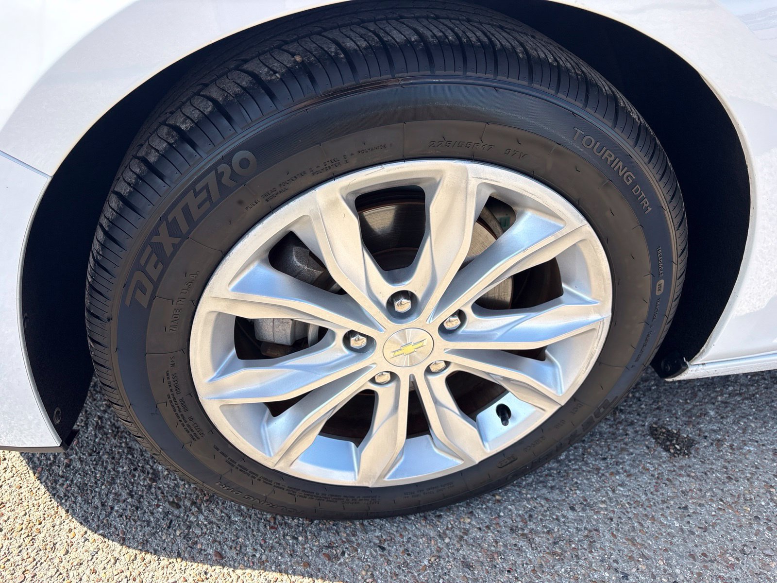 Used 2020 Chevrolet Malibu LT FWD image 28