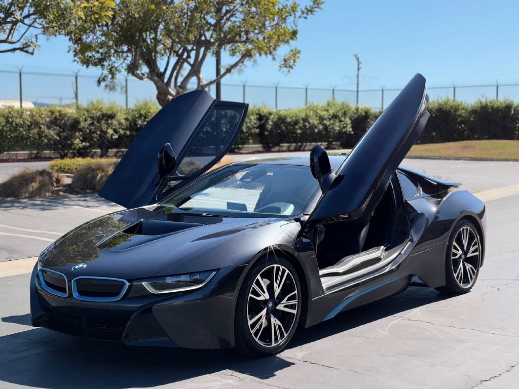 Used 2016 BMW i8 AWD/4WD image 3