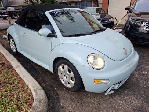 Used 2003 Volkswagen Beetle GLS FWD image 3