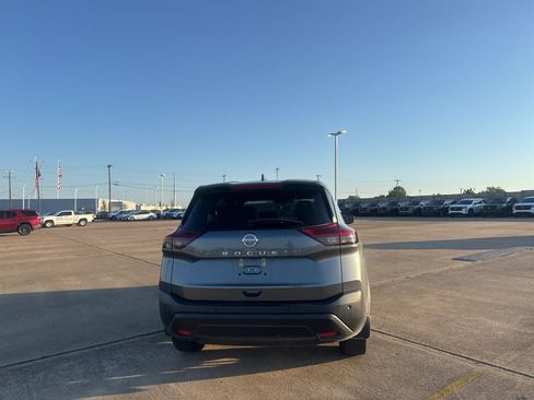 Certified 2021 Nissan Rogue S FWD image 15