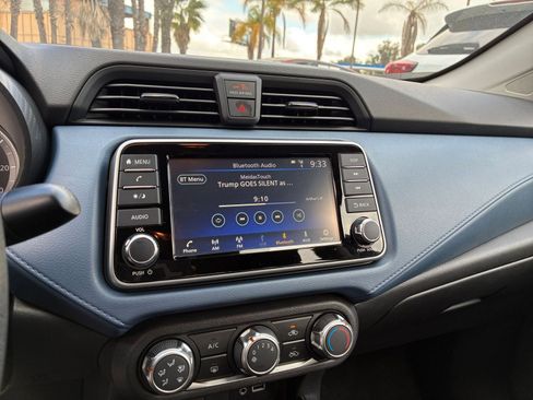 Used 2025 Nissan Versa SV image 20