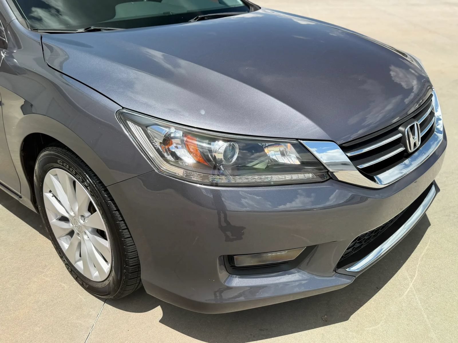Used 2015 Honda Accord EX-L image 5