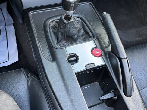 Used 2004 Honda S2000 image 12
