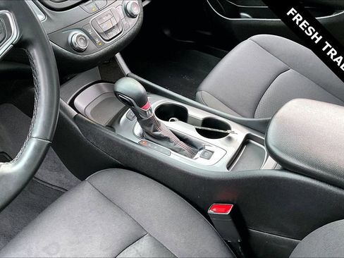 Used 2024 Chevrolet Malibu RS image 17