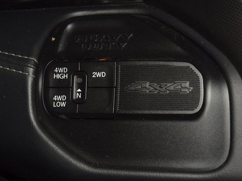 Used 2024 RAM 2500 Limited image 31