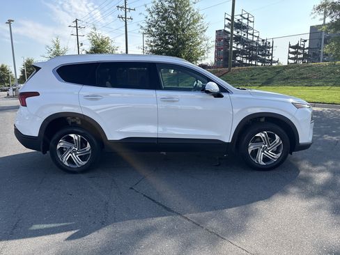 Used 2023 Hyundai Santa Fe SEL w/ Cargo Package AWD/4WD image 10