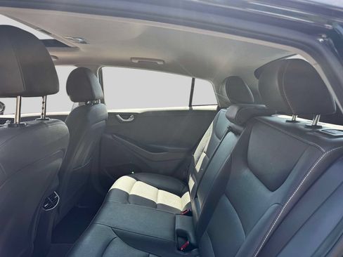 Used 2019 Hyundai Ioniq Limited FWD image 11