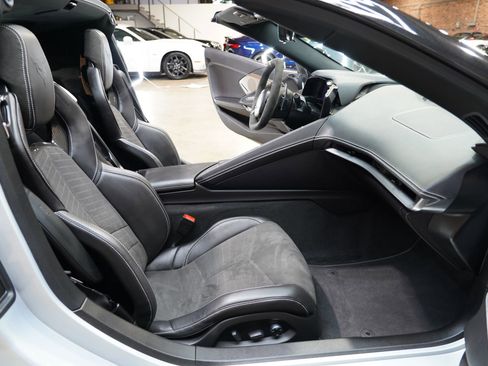 Used 2021 Chevrolet Corvette Stingray Preferred Cpe w/ 2LT image 54