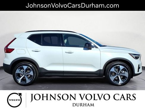 New 2026 Volvo XC40 B5 Plus w/ Protection Package Premier image 2