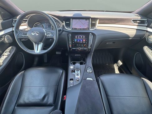 Used 2019 INFINITI QX50 Essential w/ Sensory Package AWD/4WD image 10