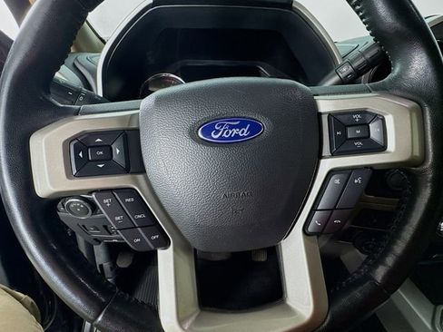 Certified 2022 Ford F350 Lariat w/ Lariat Ultimate Package image 13