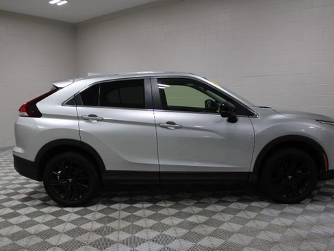 Used 2023 Mitsubishi Eclipse Cross LE image 12