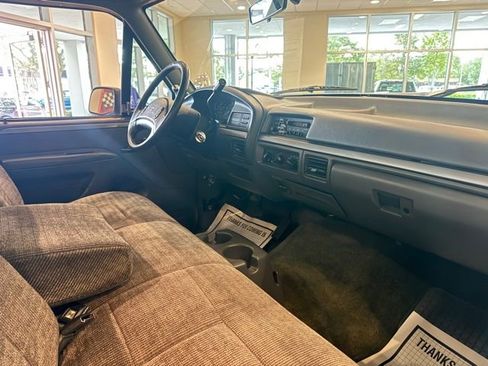 Used 1993 Ford F150 XL image 25
