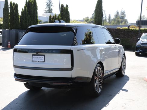 Used 2024 Land Rover Range Rover Autobiography AWD/4WD image 10
