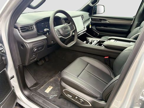 New 2026 Jeep Grand Wagoneer Limited AWD/4WD image 28