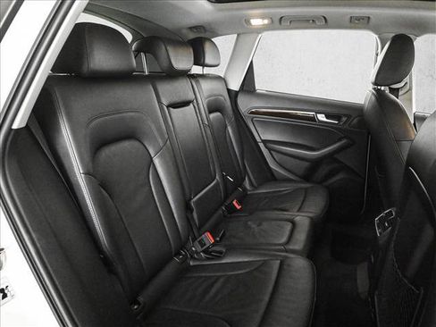 Used 2016 Audi Q5 2.0T Premium image 21