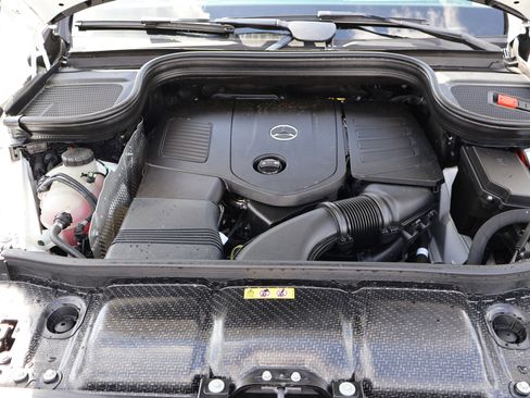 Used 2025 Mercedes-Benz GLE 450e 4MATIC image 43