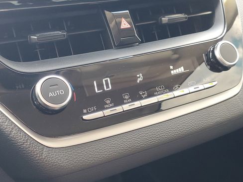 Certified 2024 Toyota Corolla LE FWD image 28