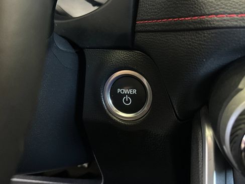 Used 2025 Toyota RAV4 SE w/ Weather & Moonroof Package AWD/4WD image 21