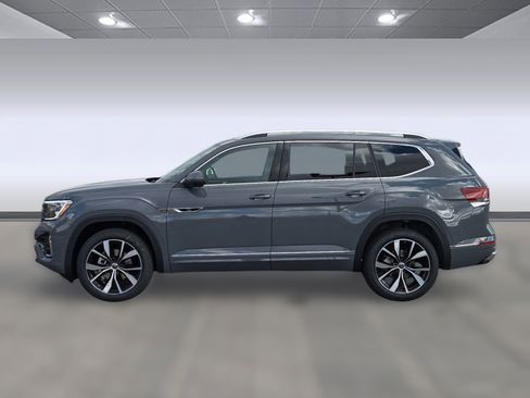 New 2026 Volkswagen Atlas SEL Premium R-Line AWD/4WD image 2
