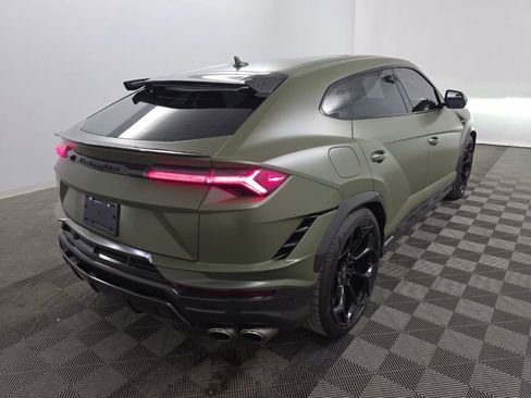 Used 2023 Lamborghini Urus Performante image 6