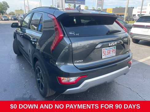 Used 2025 Kia Niro LX FWD image 5
