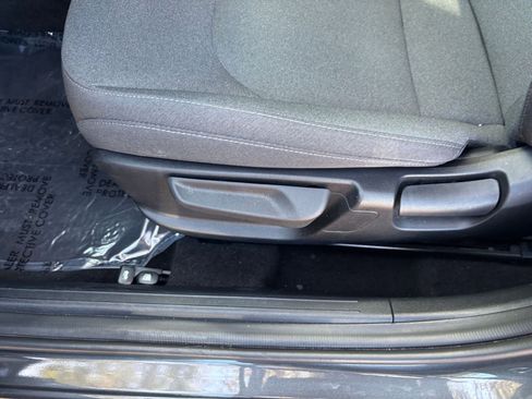 Used 2025 Kia K4 LXS image 24