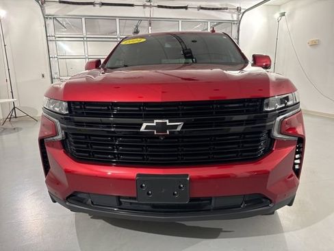Used 2024 Chevrolet Tahoe RST w/ RST Performance Edition image 3